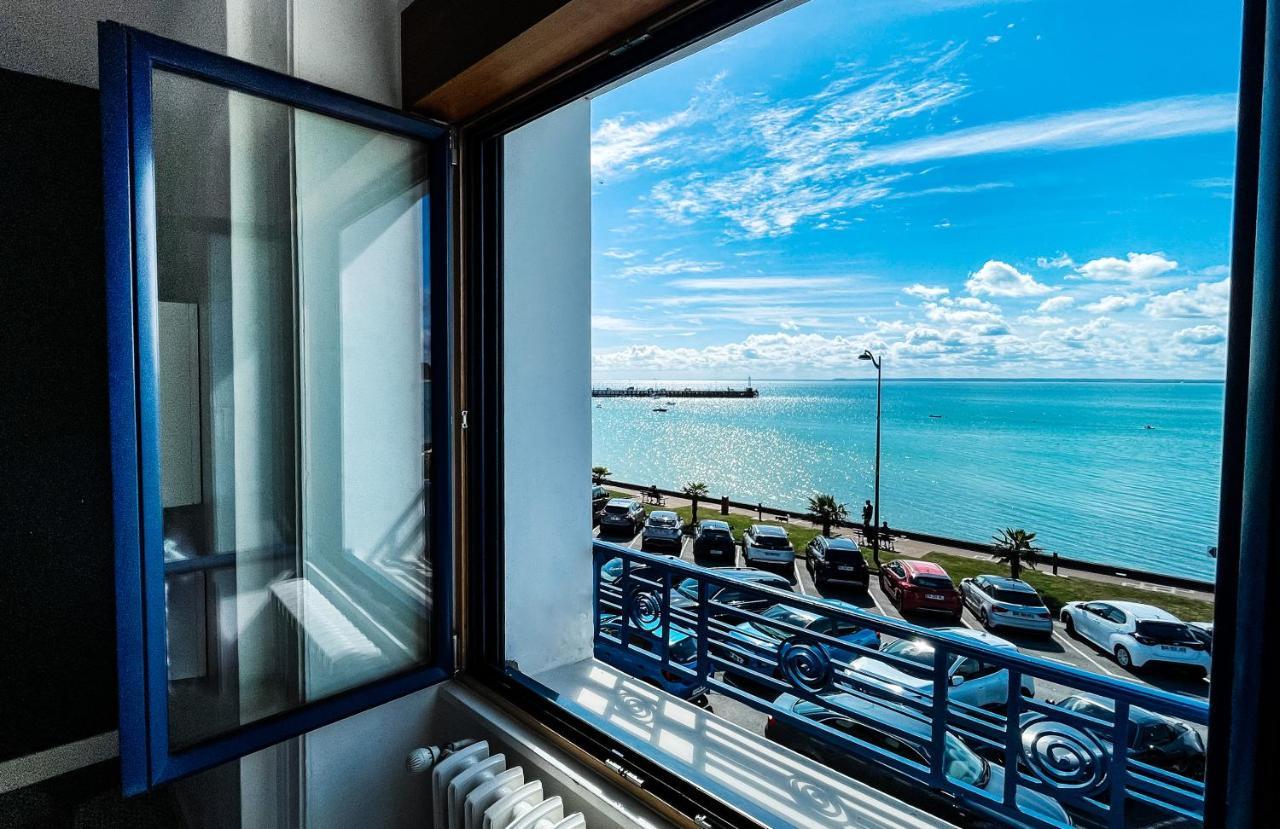 Queen Room Sea View