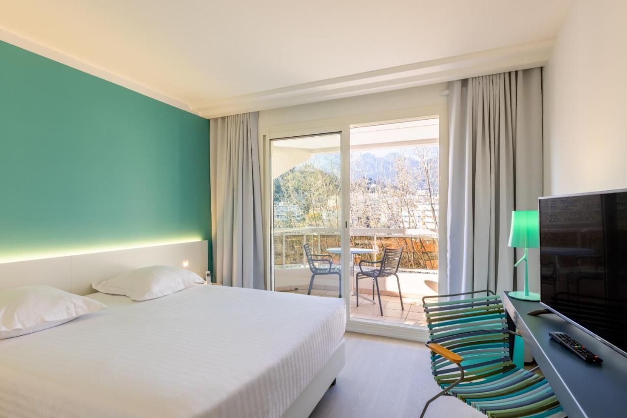 Double Room Terrace Mountain View