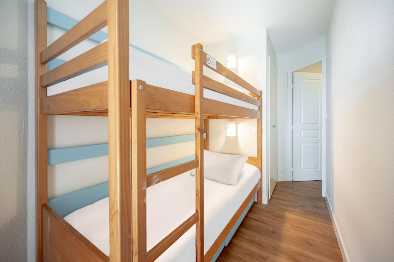 Studio Sleeping Alcove Air conditioning Terrace or Balcony
