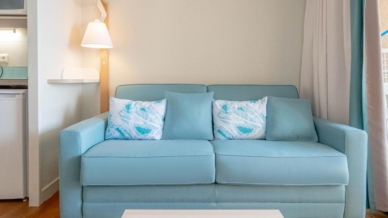 Studio Sleeping Alcove Air conditioning Terrace or Balcony