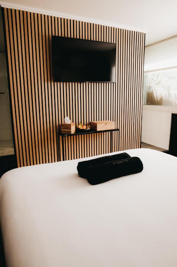 Superior Double Room a Queen size bed