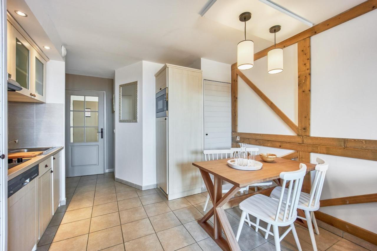 Studio Terrace or Balcony