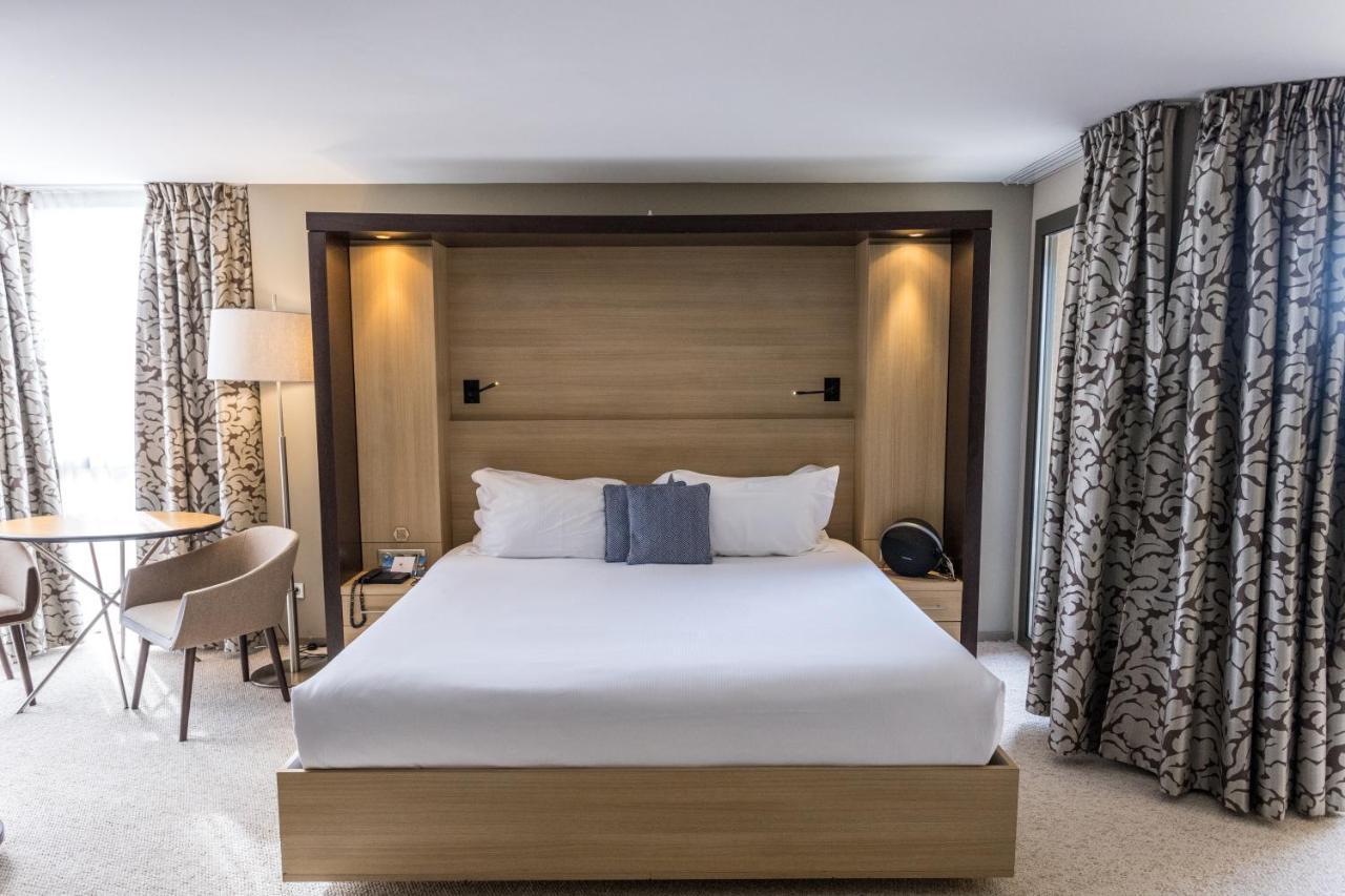 Junior Suite Partial Sea View