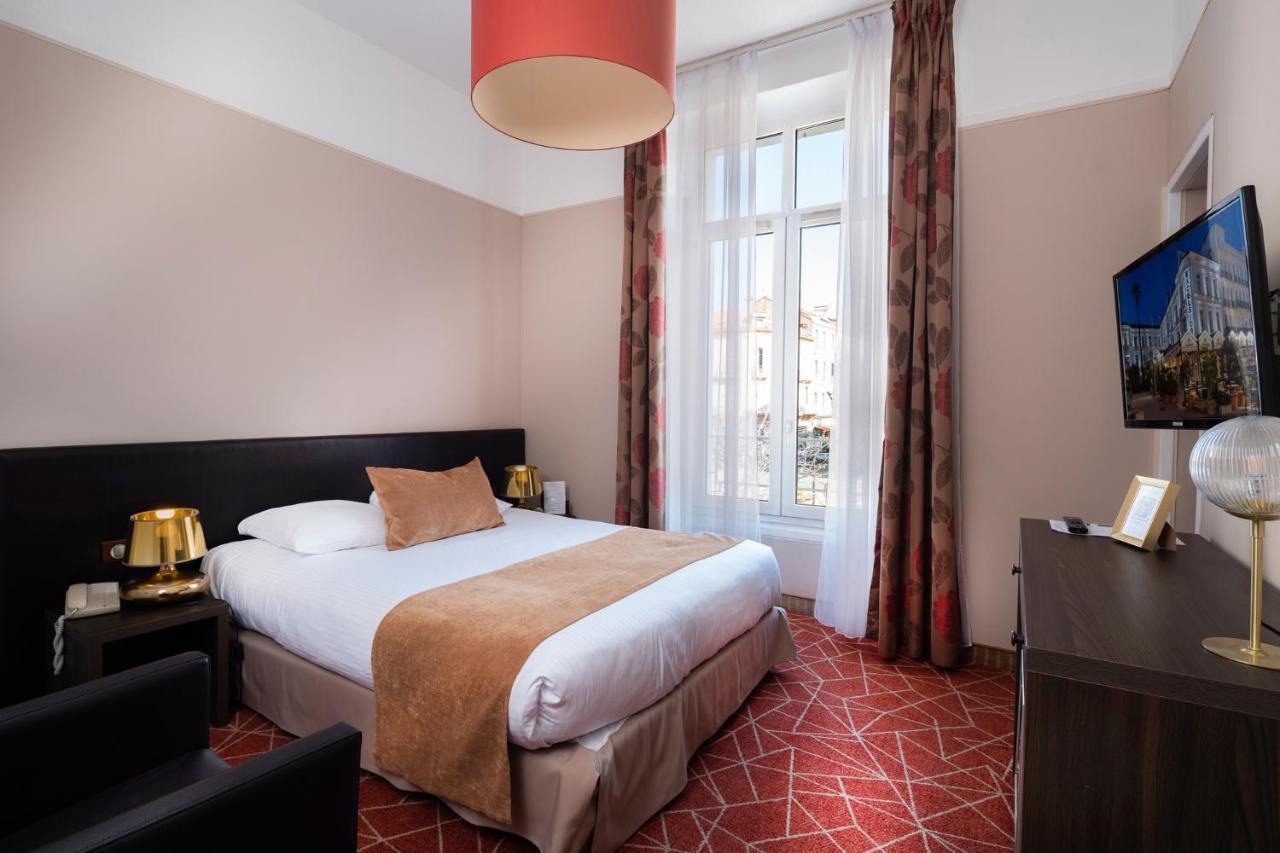 Double Room City Side