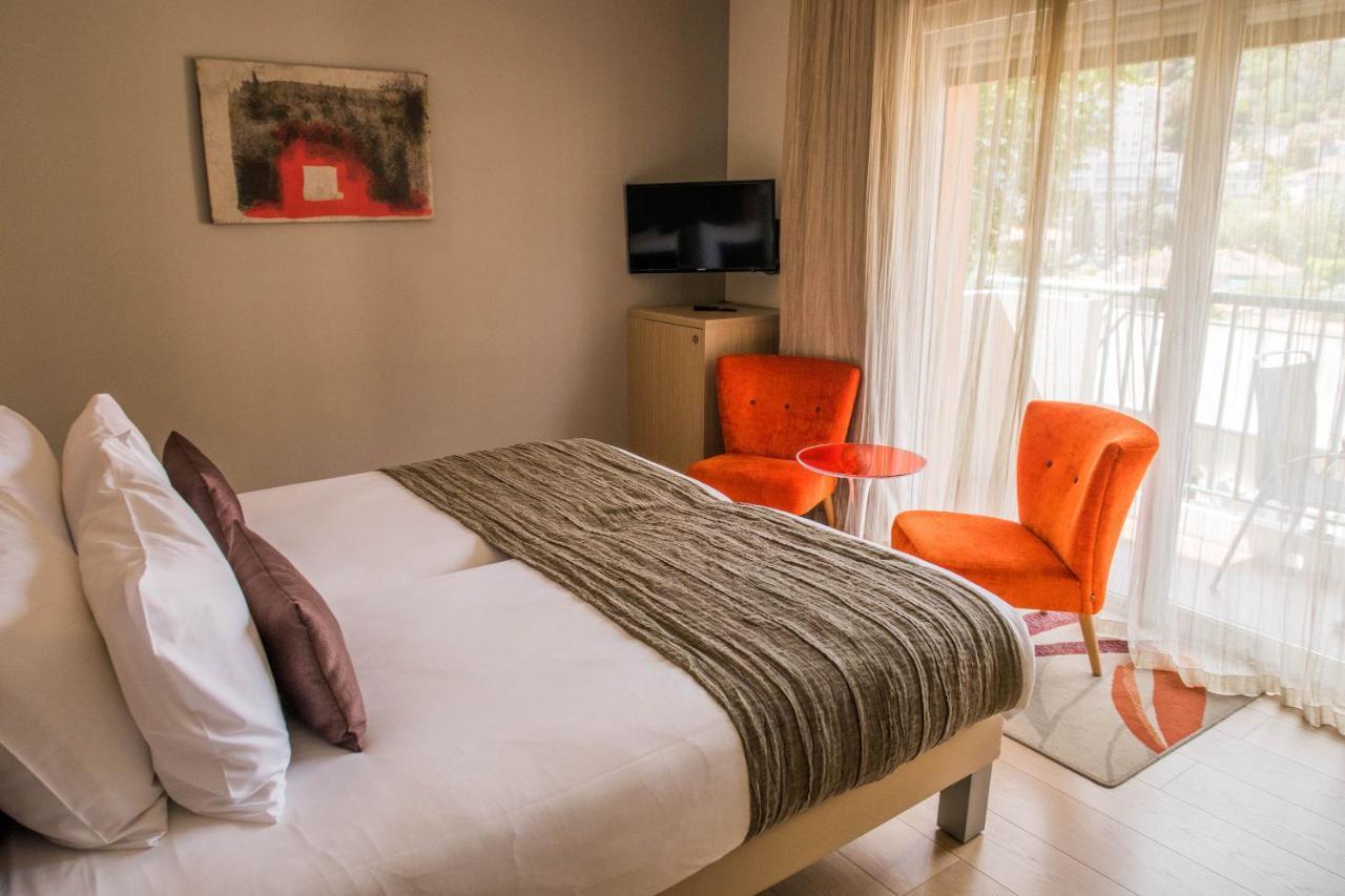 Double or twin Room Mountain View Balcony