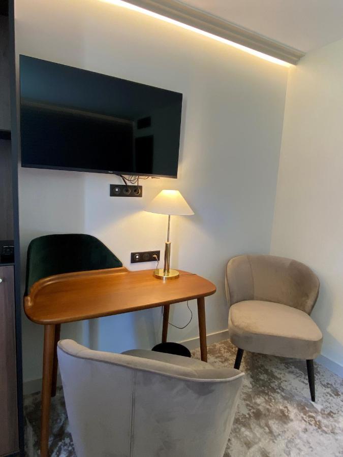 Comfort Room