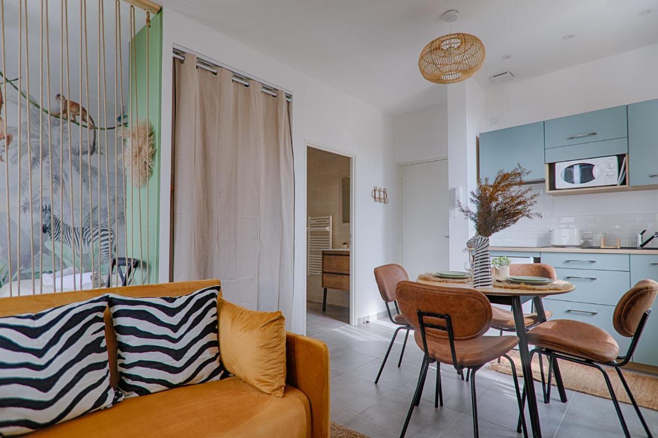 Studio Apartment
