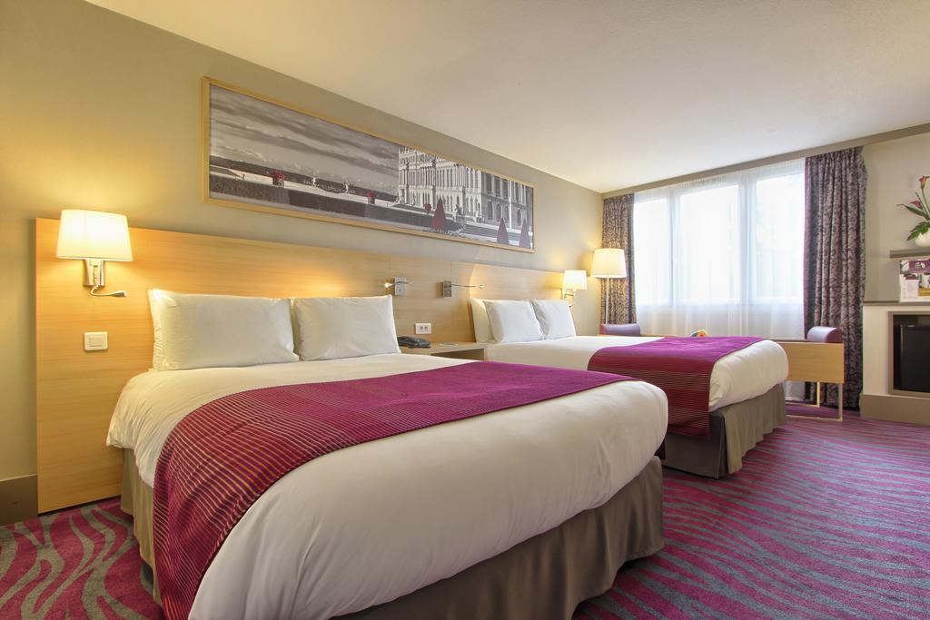 Classic Double Room Two Double Beds