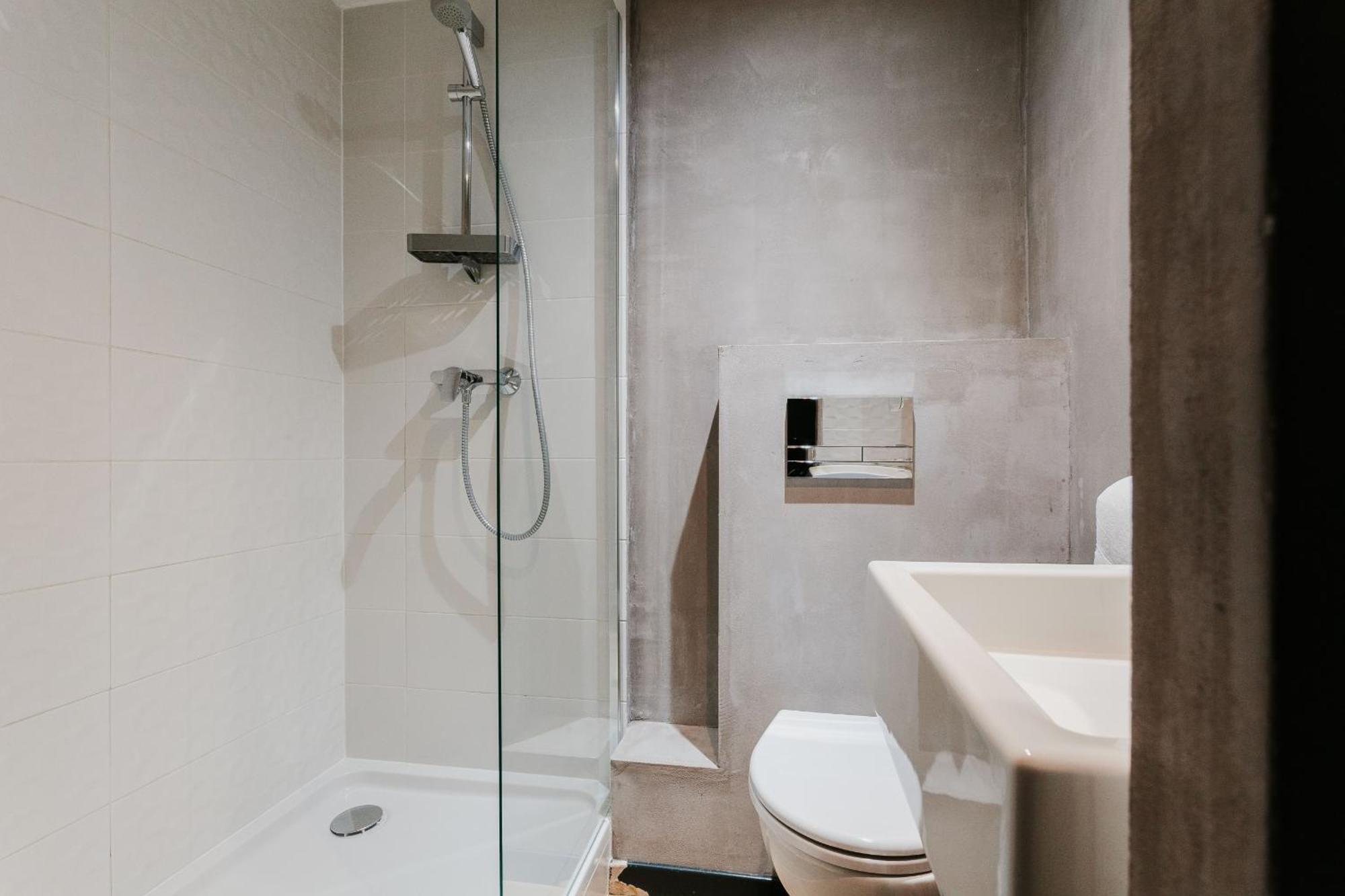 Classic Single Room