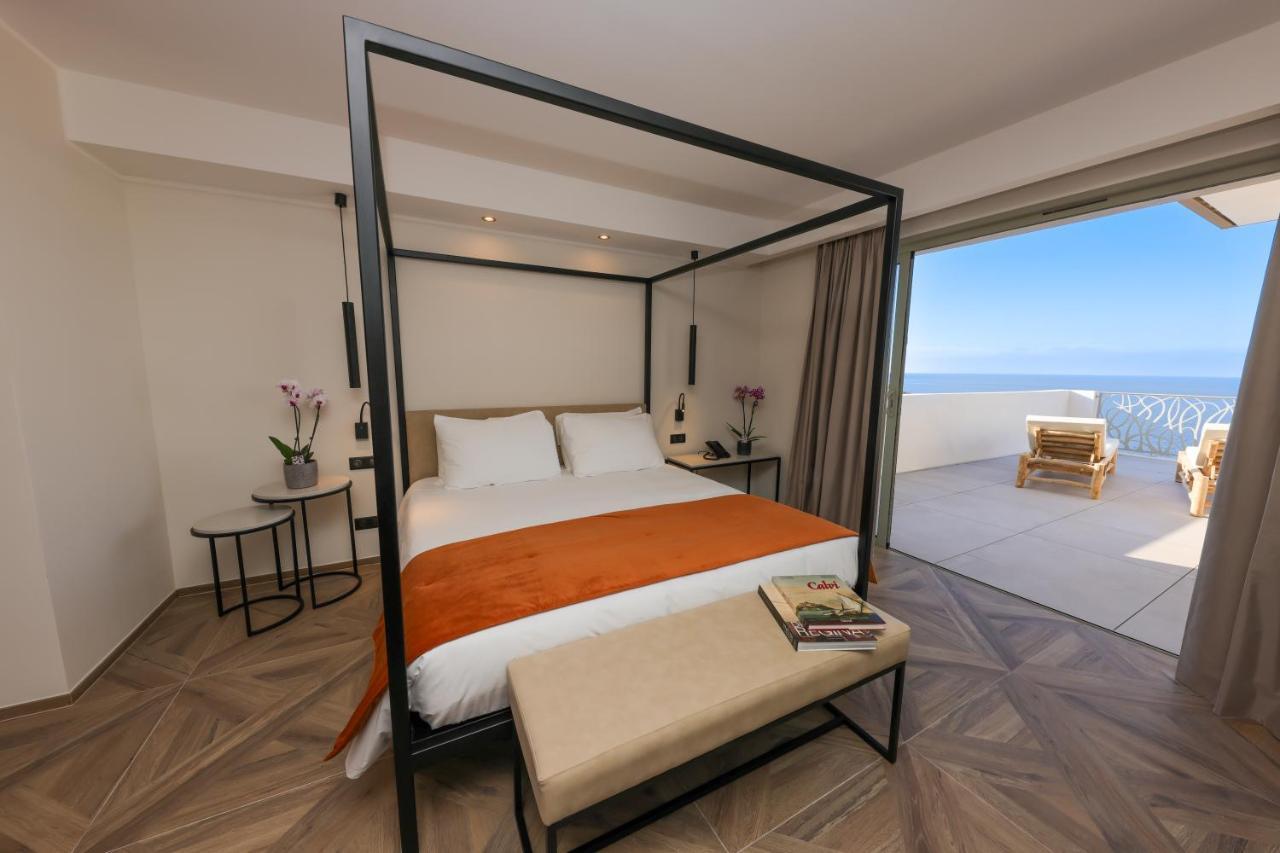 Deluxe Suite Sea View terrace