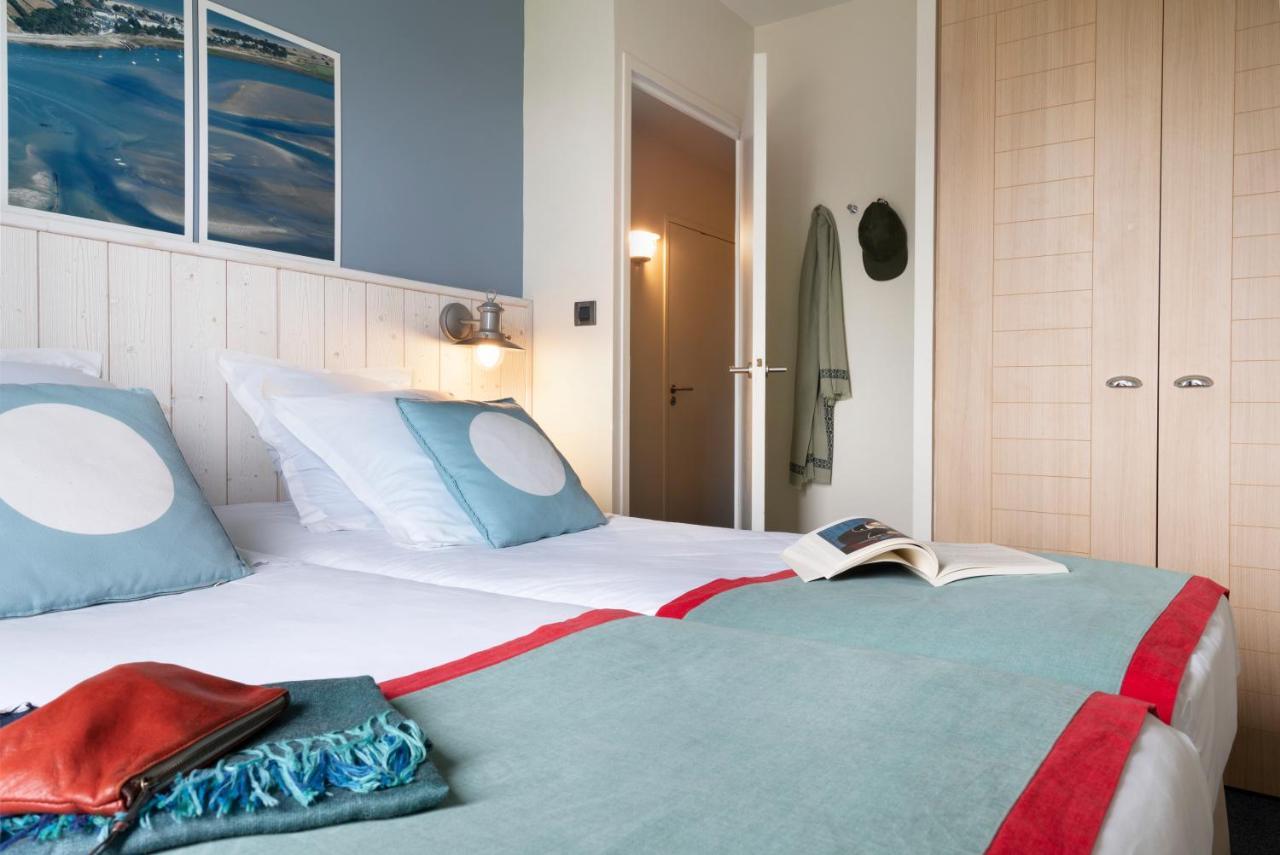 One-Bedroom Apartment Terrace or Balcony Sea View
