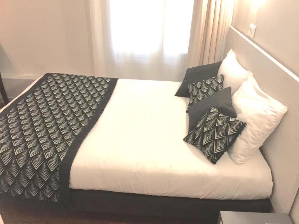 Single Room Air Conditioning