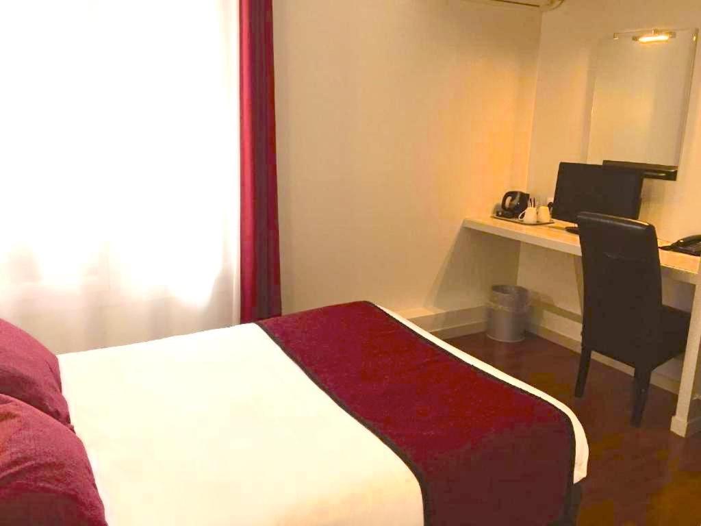Double Room Air Conditioning