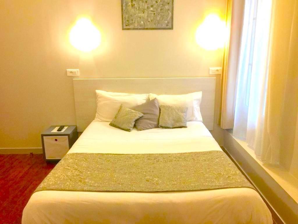 Single Room Air Conditioning