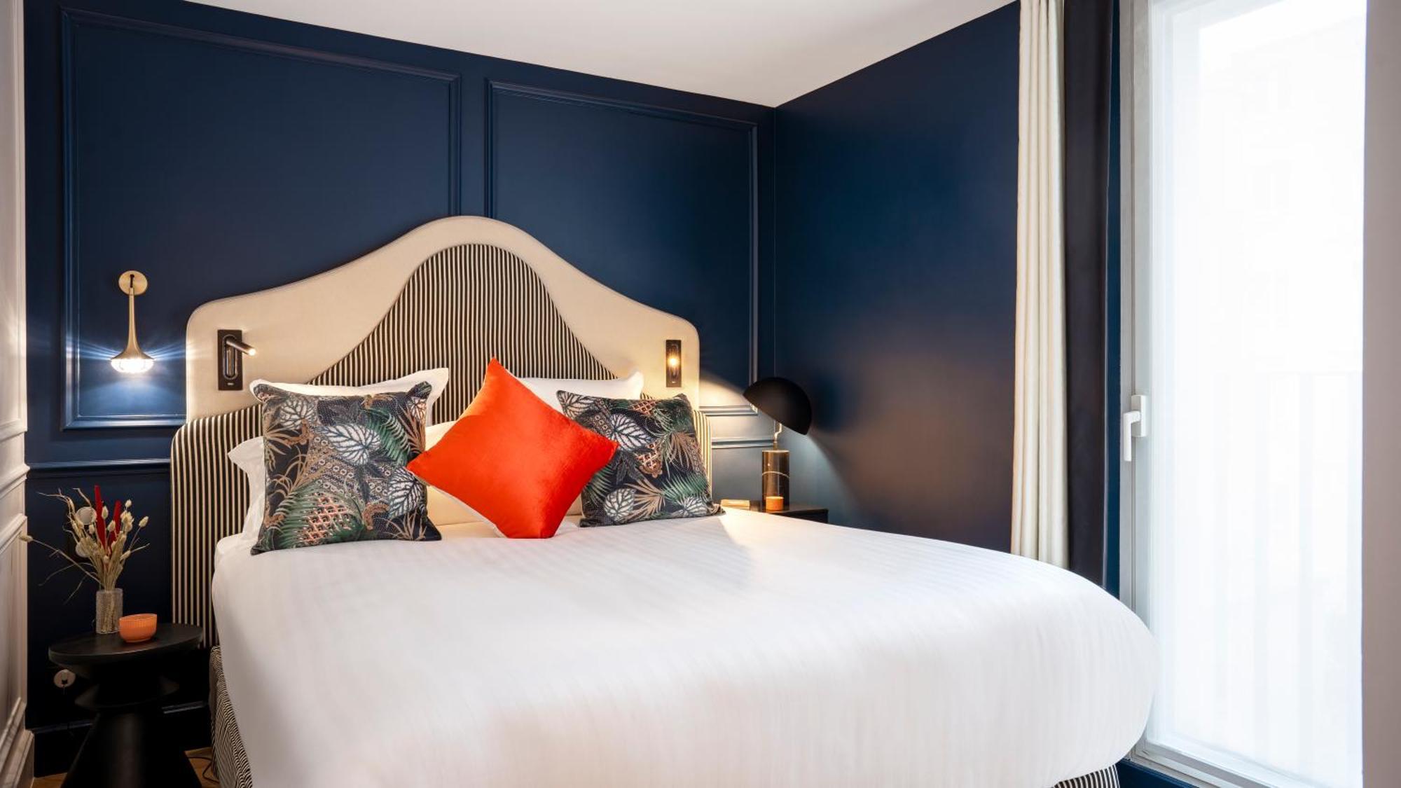 Parisian Junior Suite