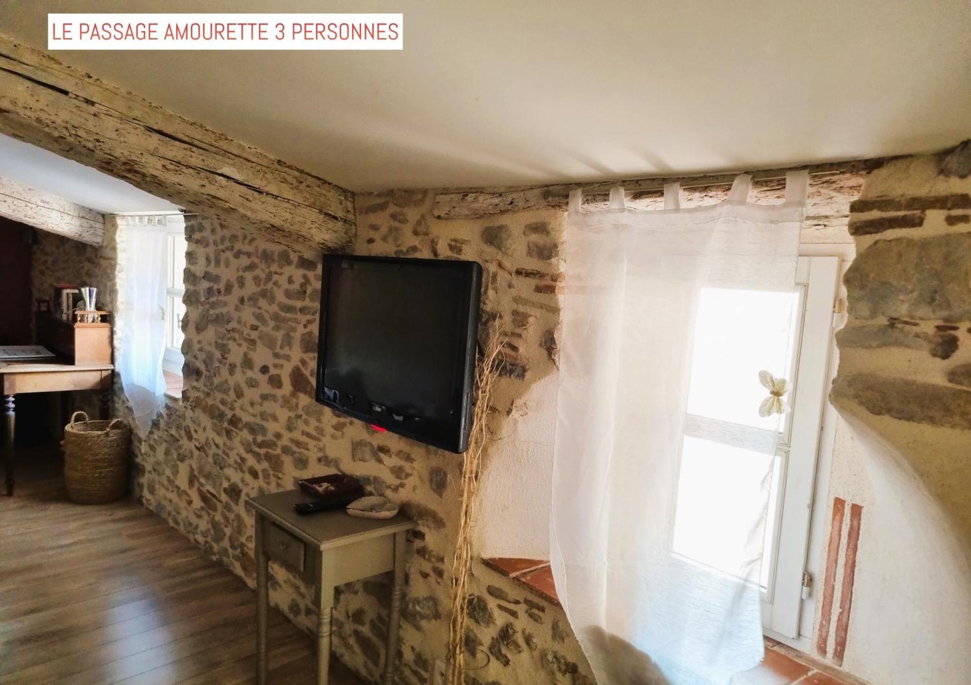 Triple Room Private Bathroom