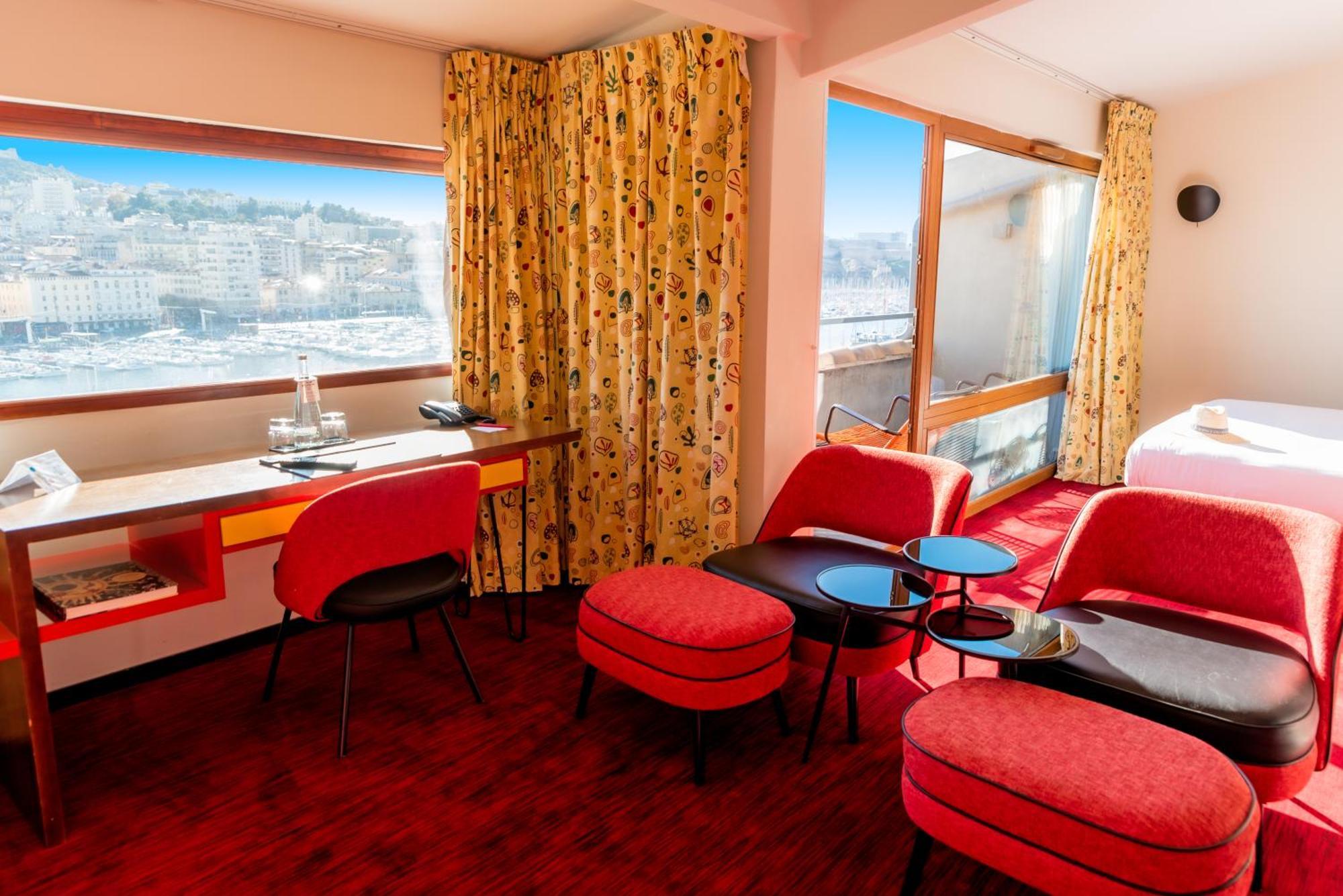 Sky Suite Prestige Sea View