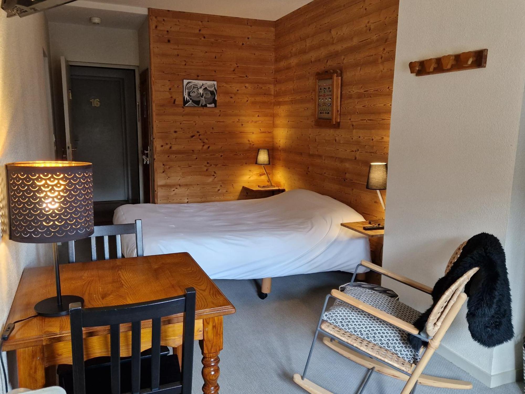 Double Room Private Bathroom