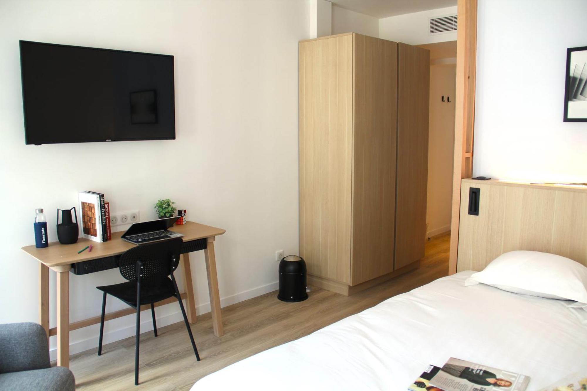 Standard Apartment