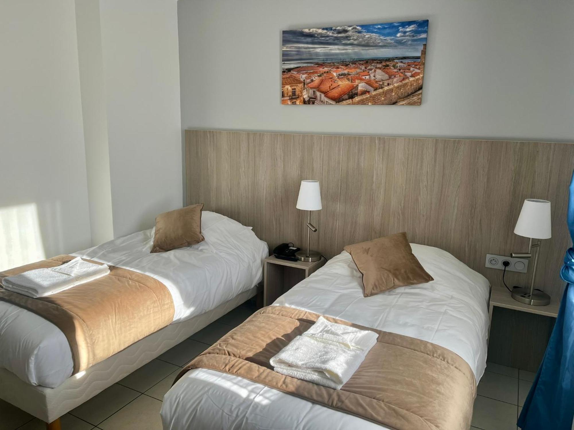 Standard Twin Room