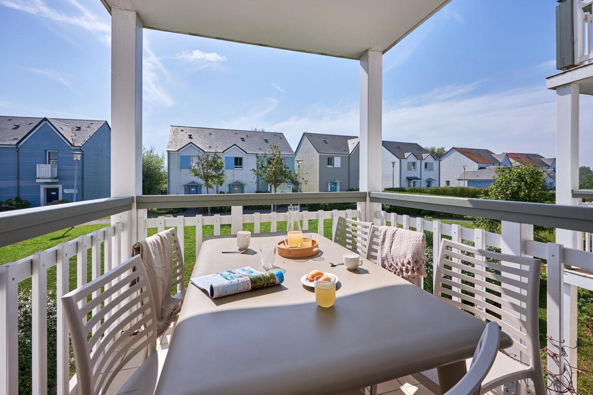 Two-Bedroom Apartment Terrace or Balcony