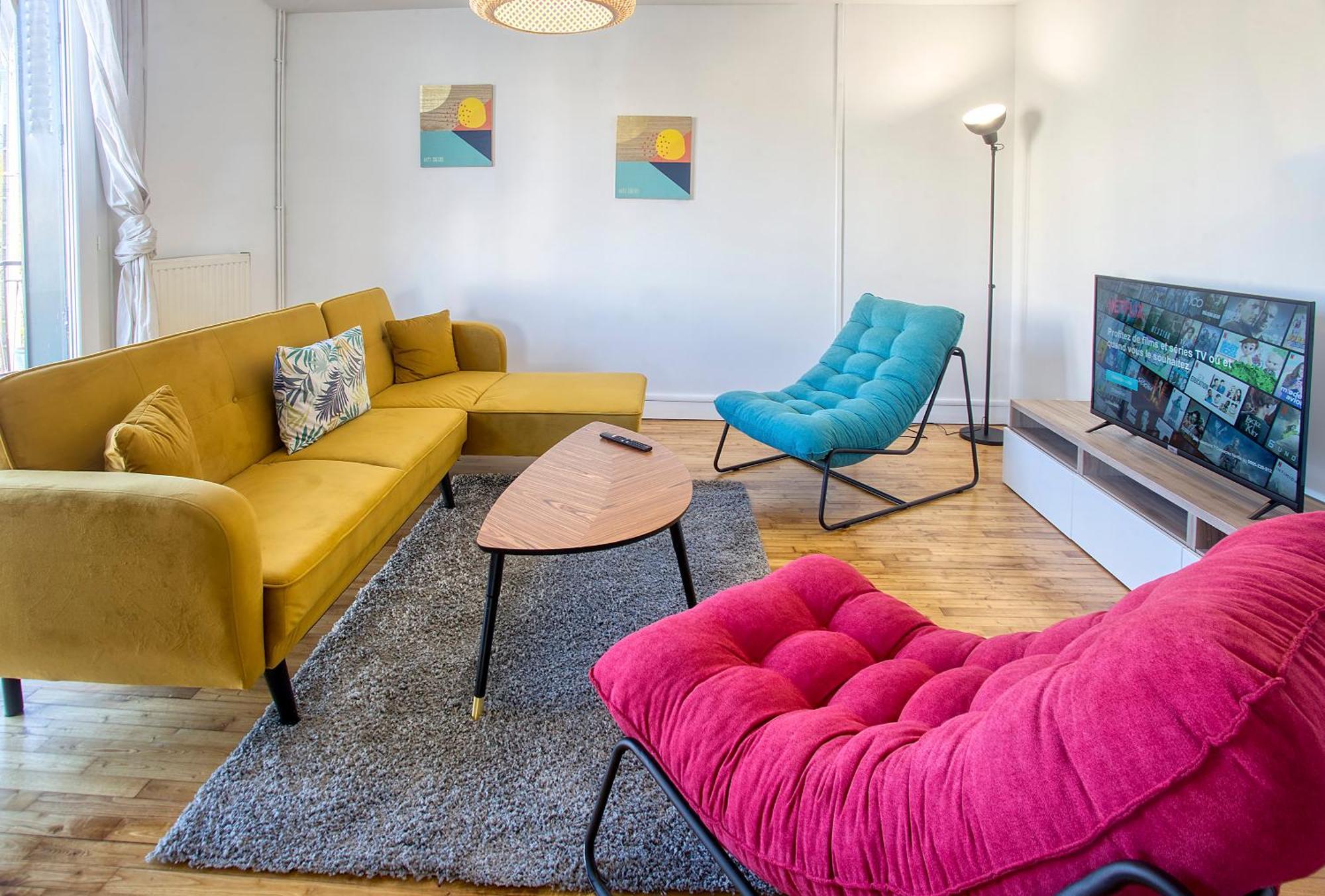 Deluxe Apartment