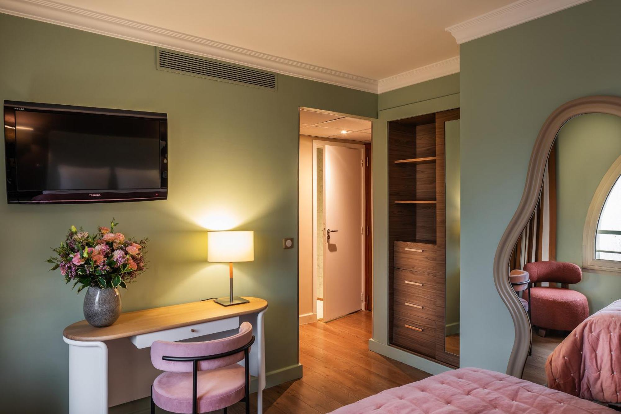 Classic Single Room