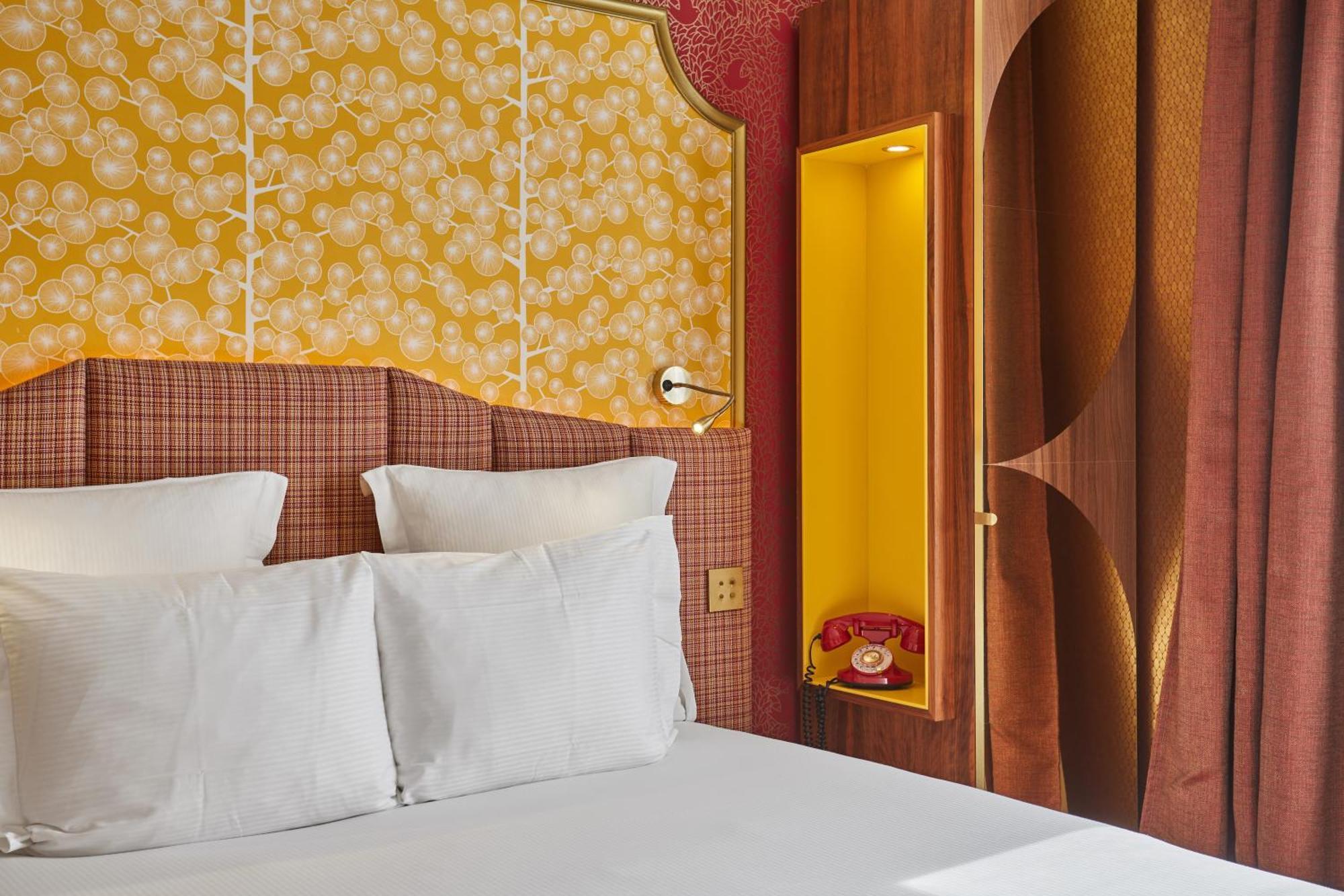 Deluxe Double or Twin Room "Light my Fire"
