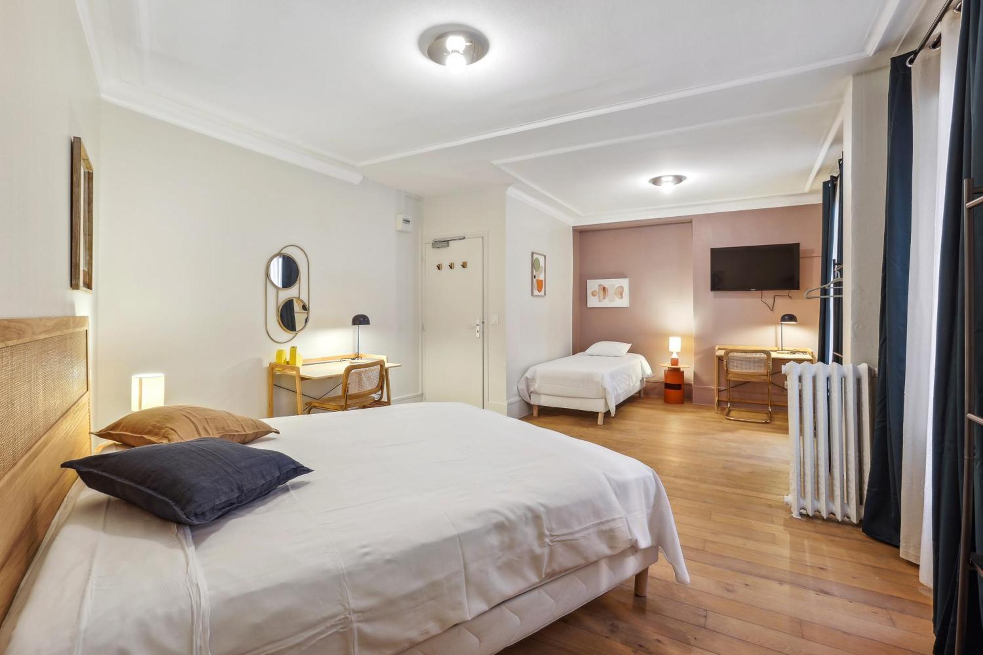 Comfort Triple Room
