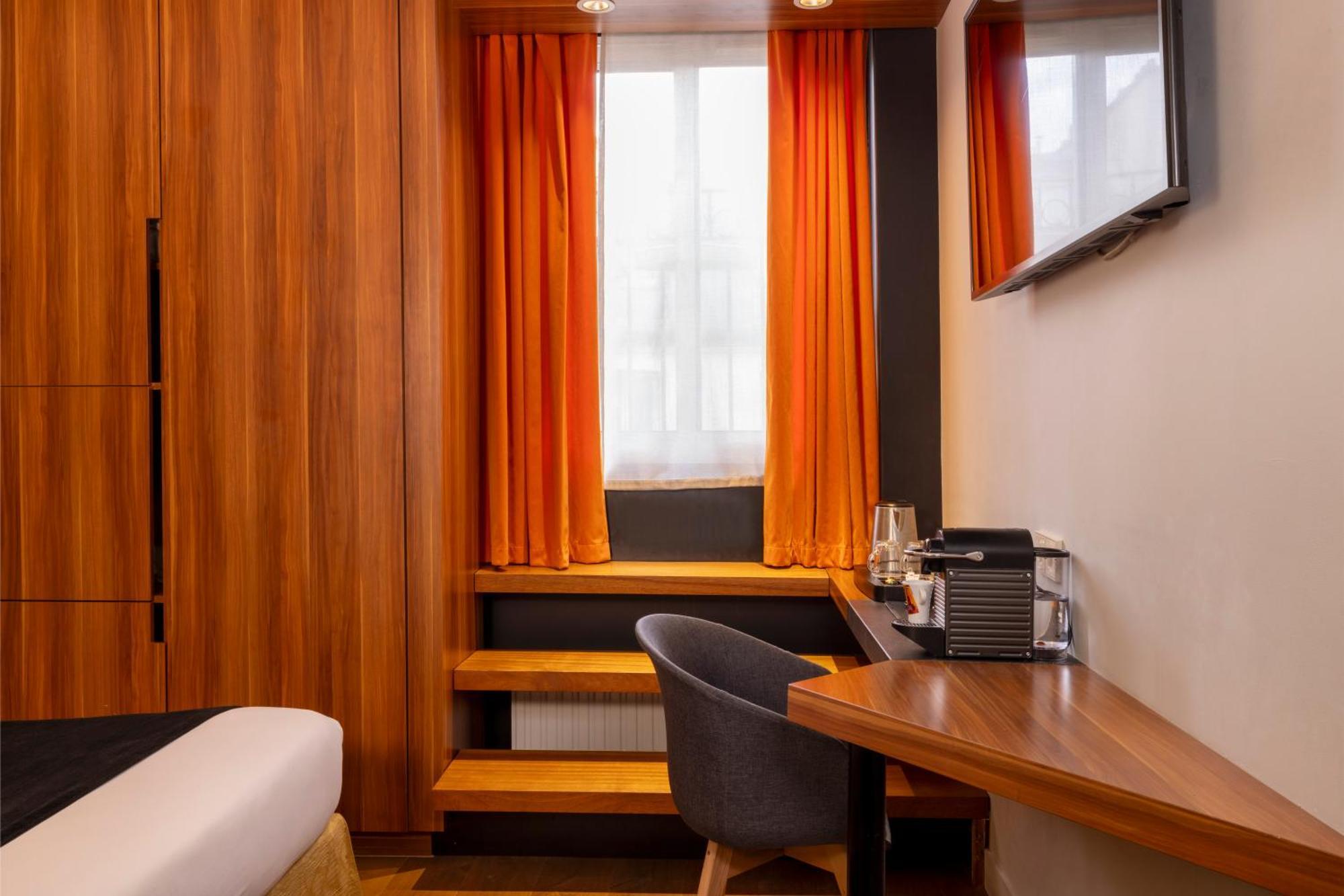 Deluxe Room Balcony