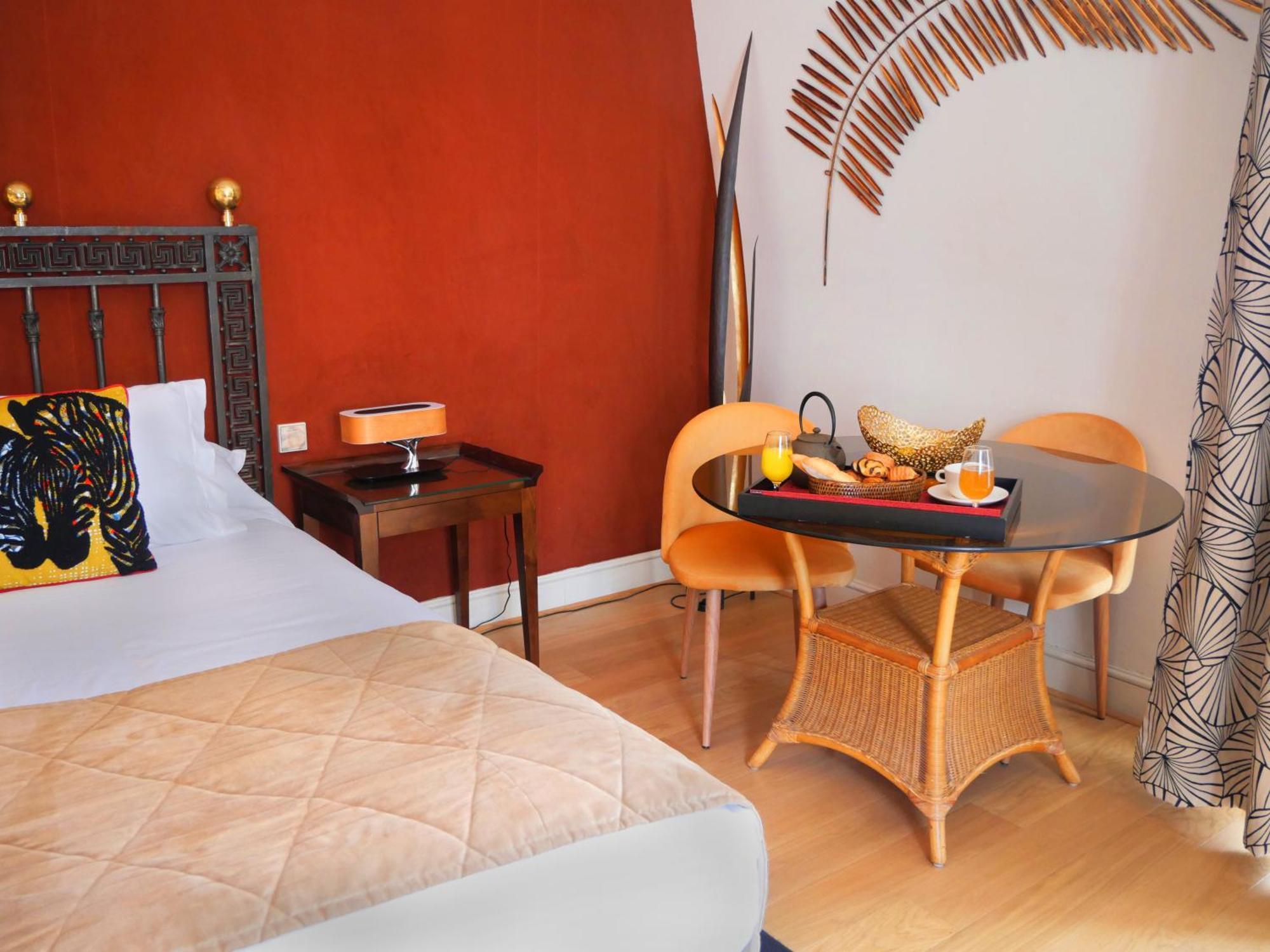 Deluxe Double or Twin Room*****