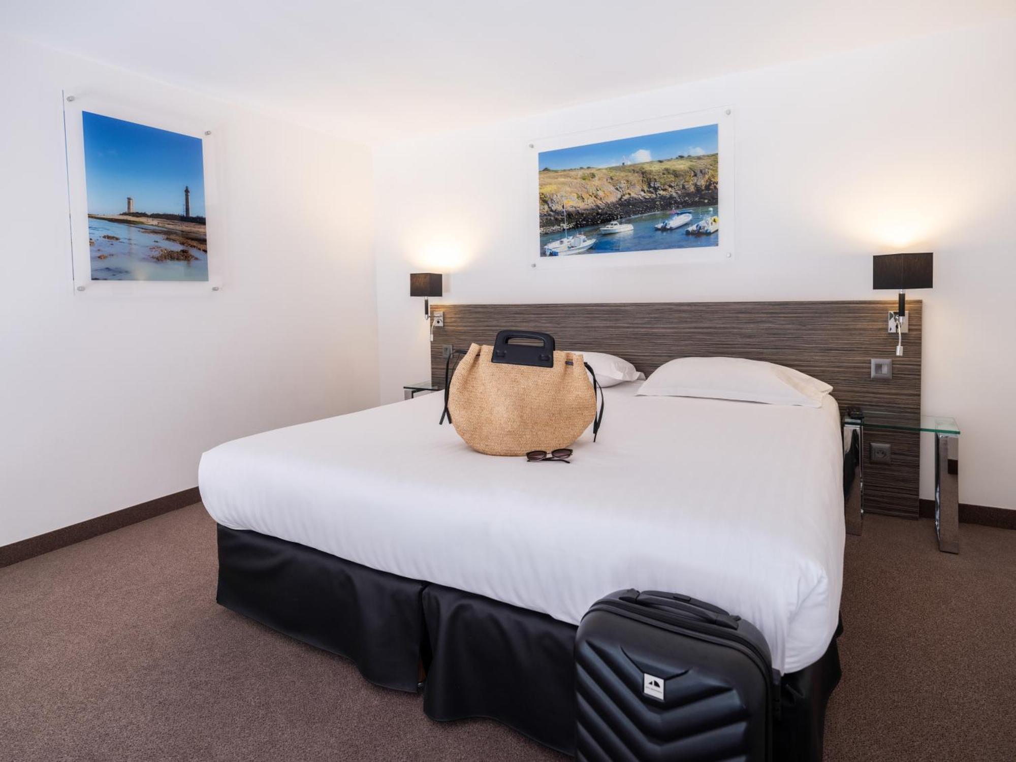 Family Suite Kitchenette