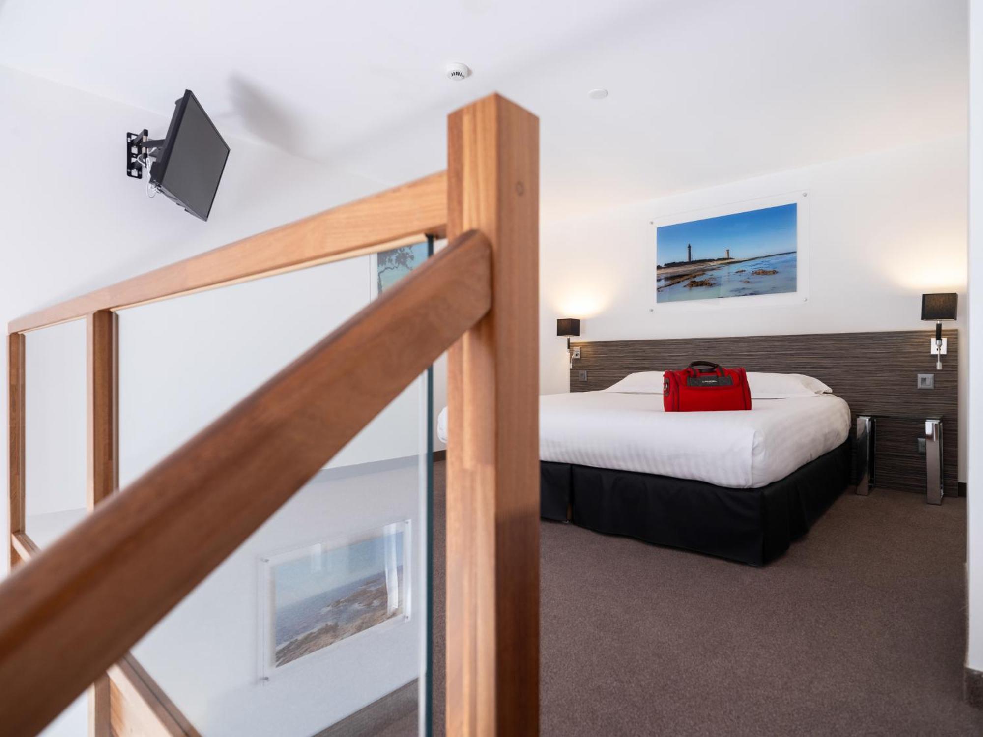 Executive Suite Kitchenette