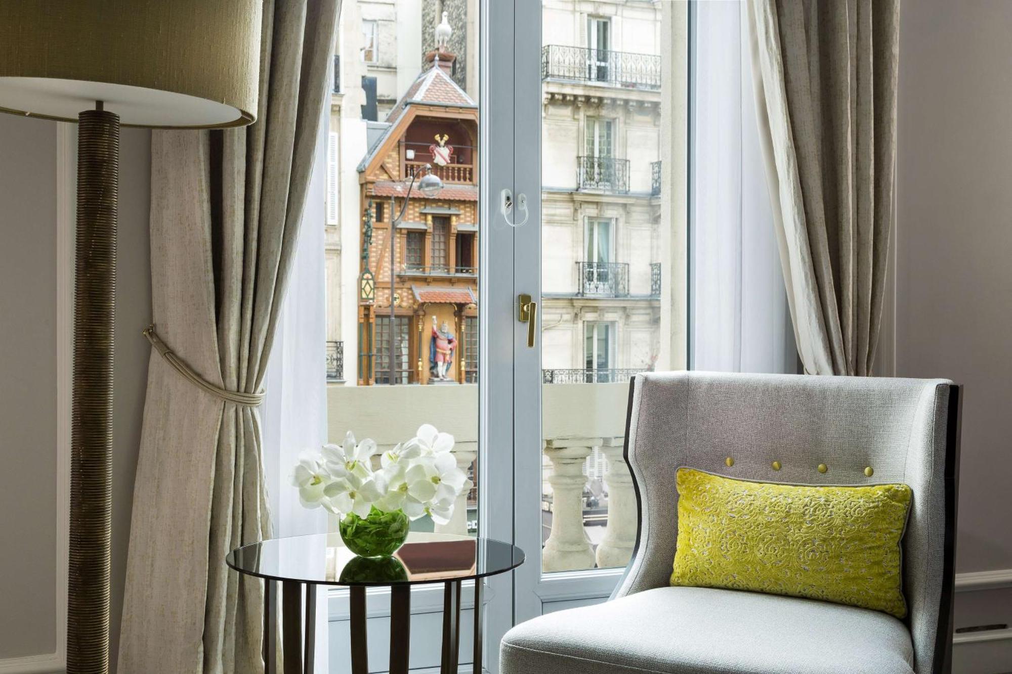 Executive Room