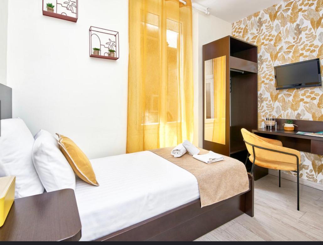 Single Room