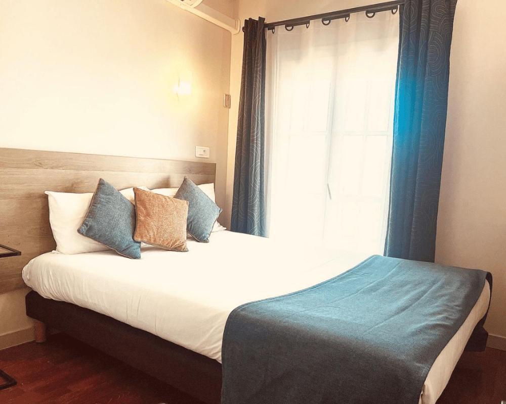 Double Room Air Conditioning