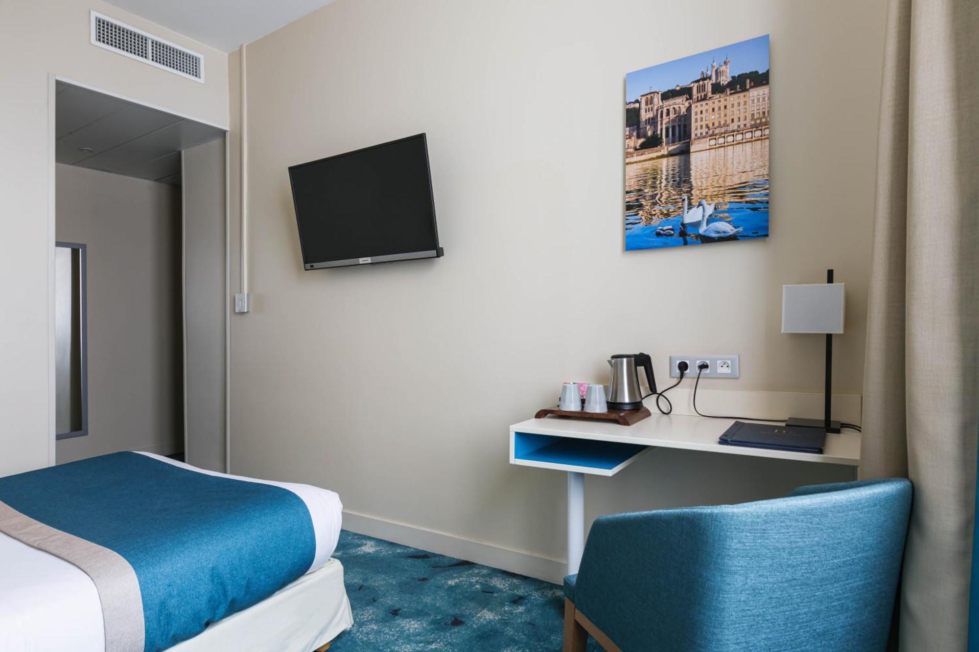 Air-conditioned Comfort Double Room