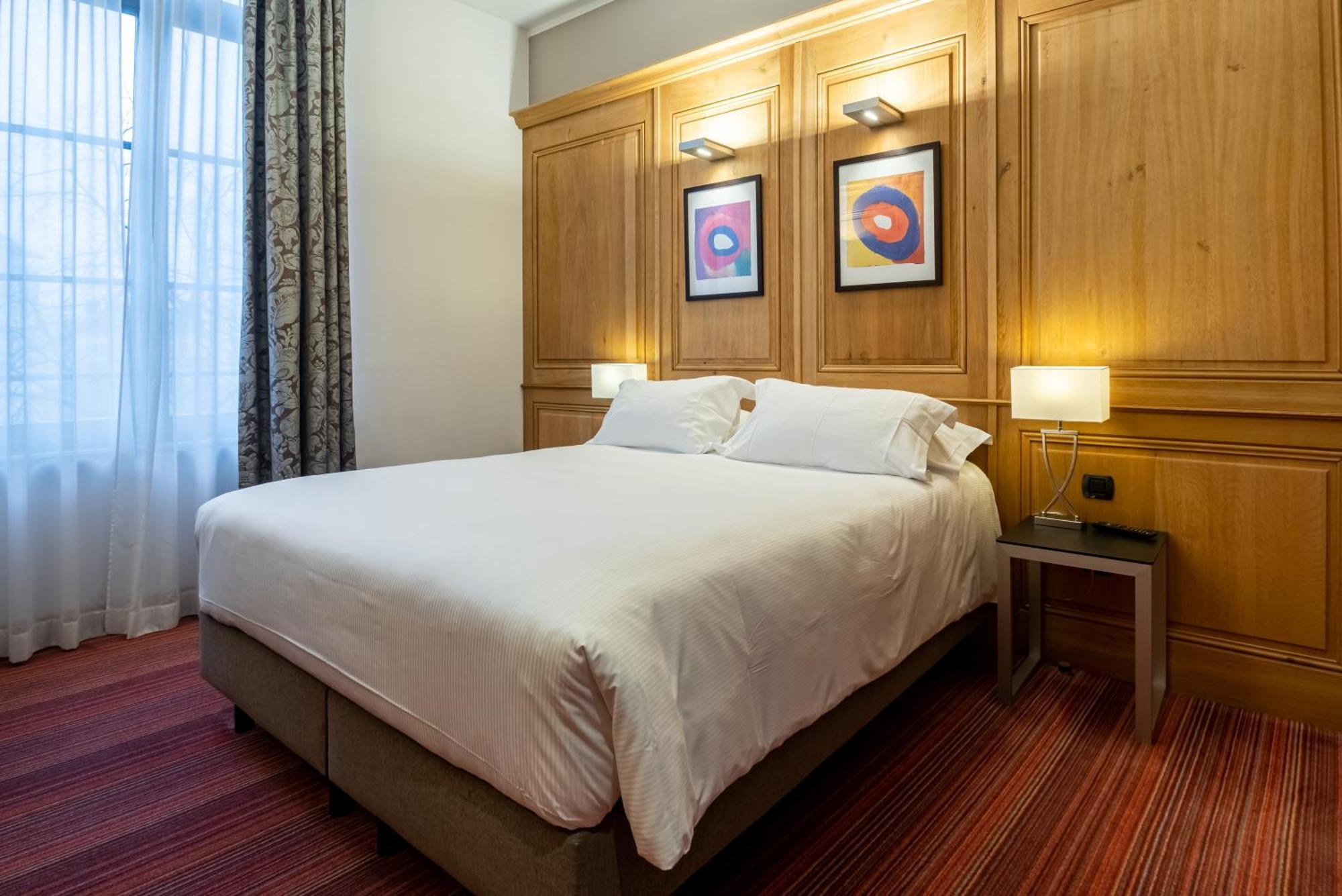 Guest room 1 Double City view