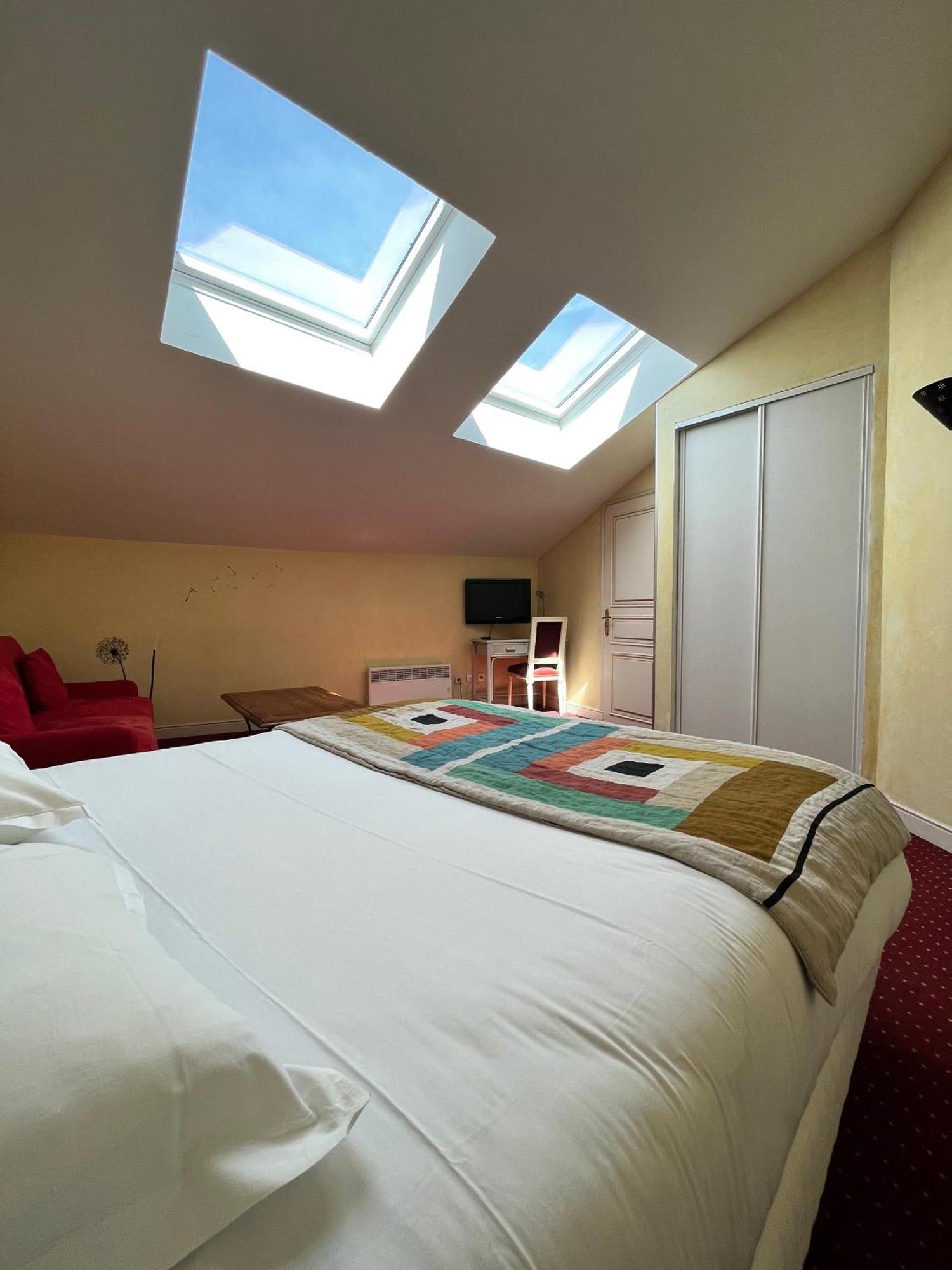 Standard Family Room