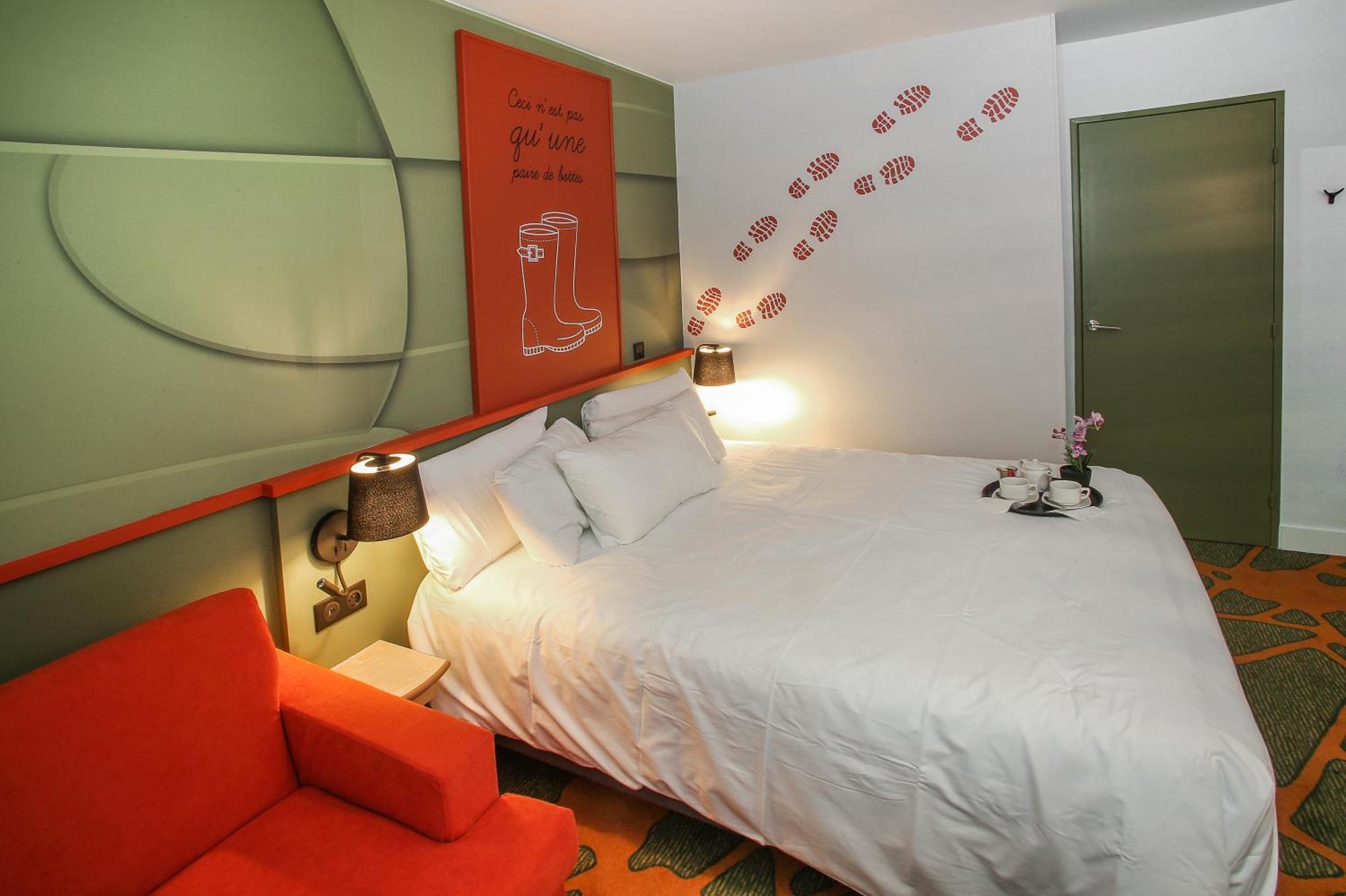 Standard Double Room Sofa