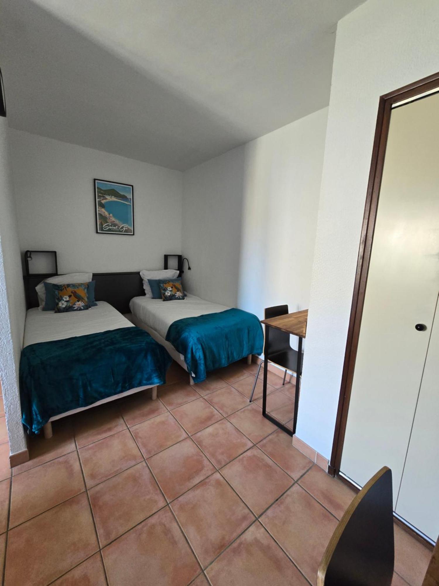Quadruple Room Square View