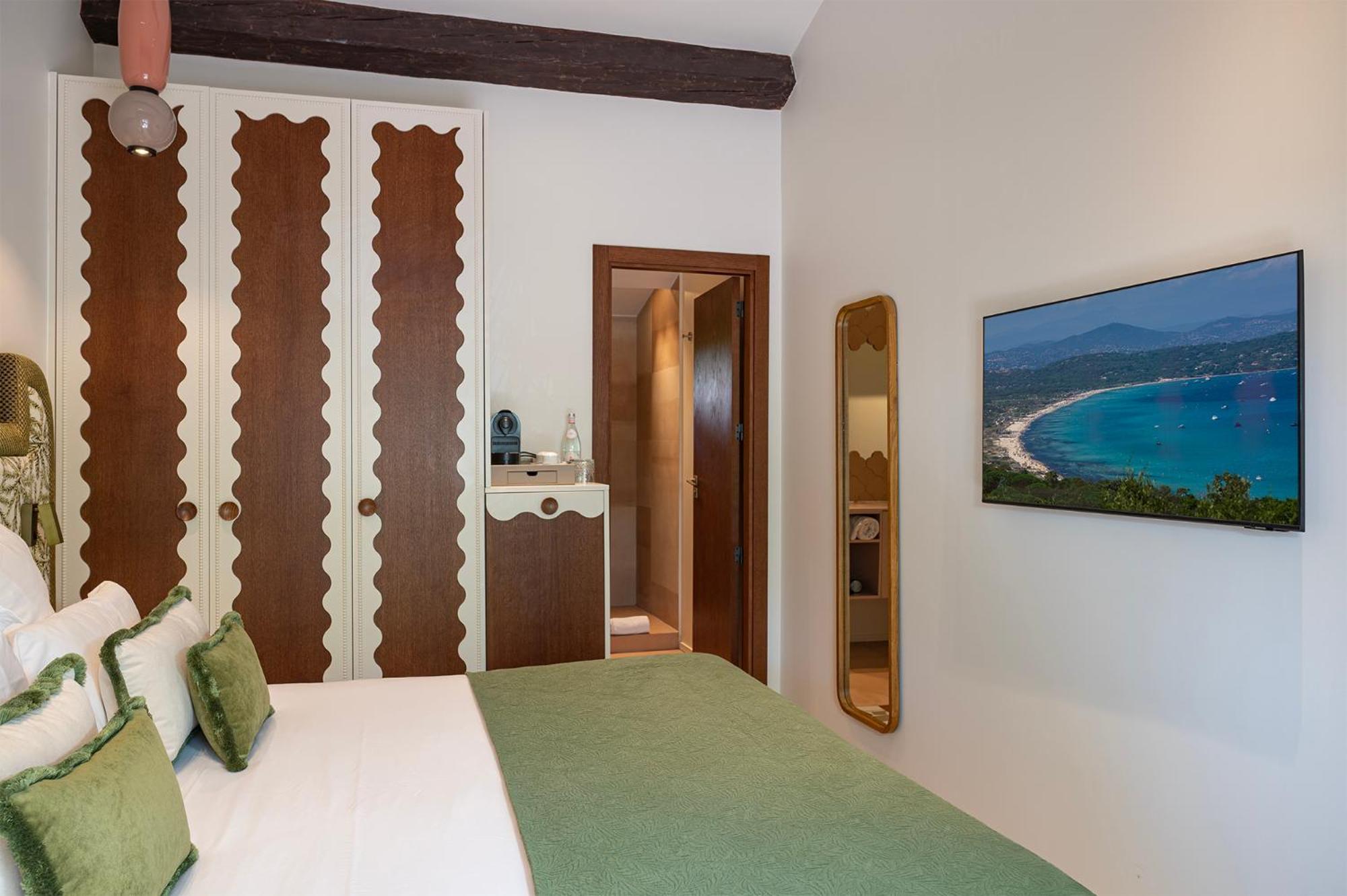Deluxe Room with Terrace