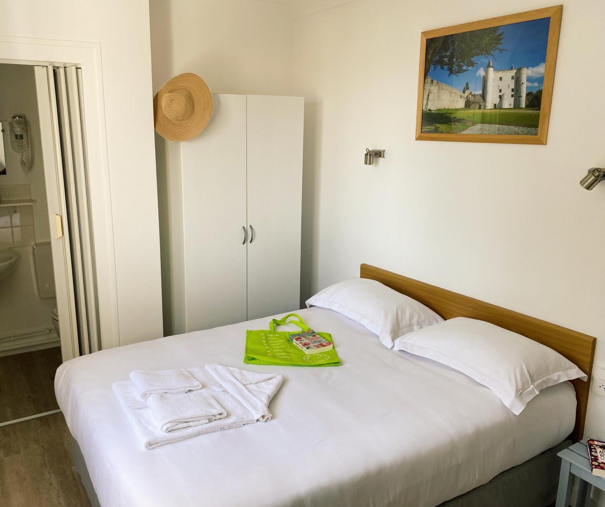Double Room Shared Shower