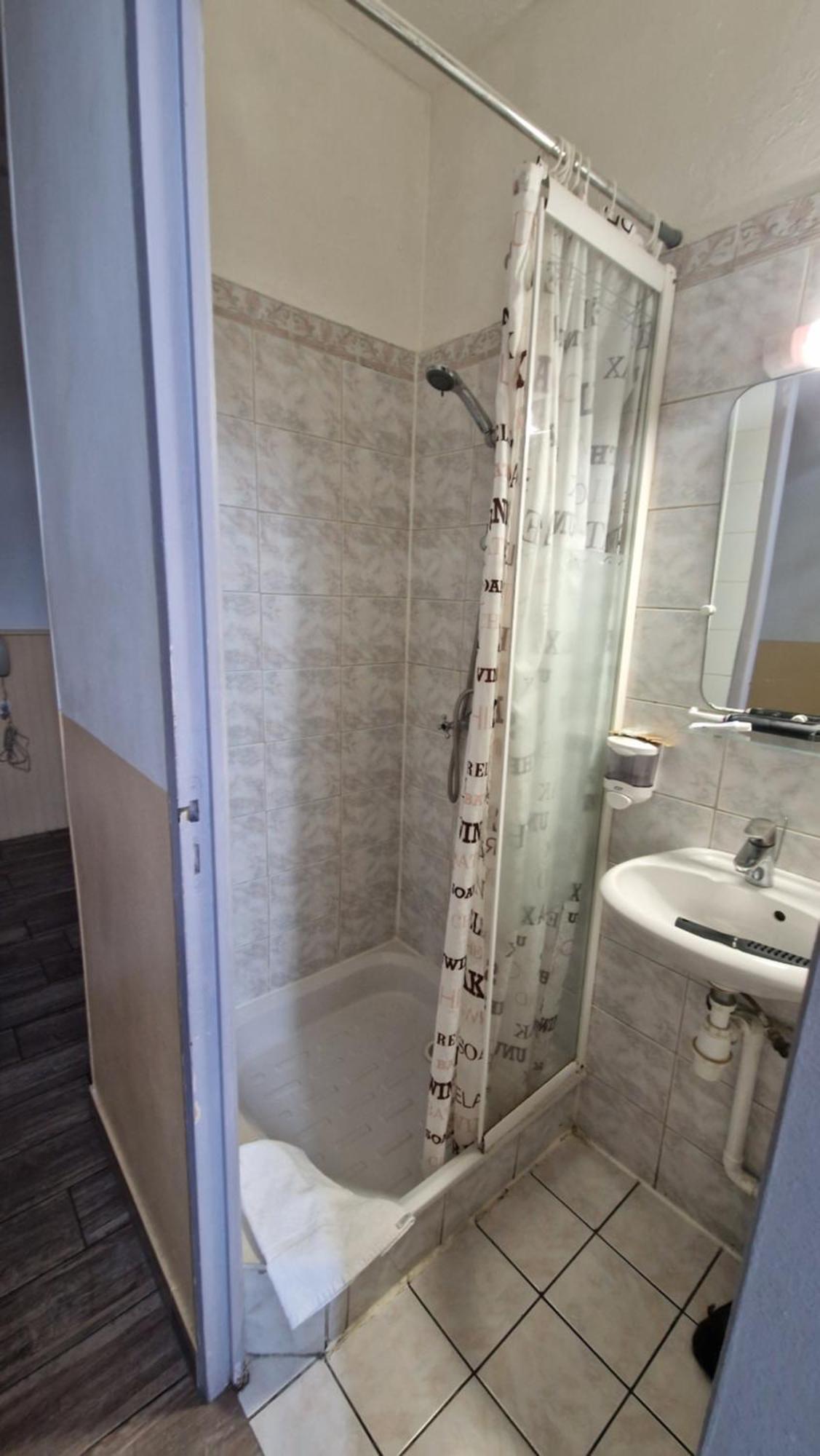 Comfort Single Room