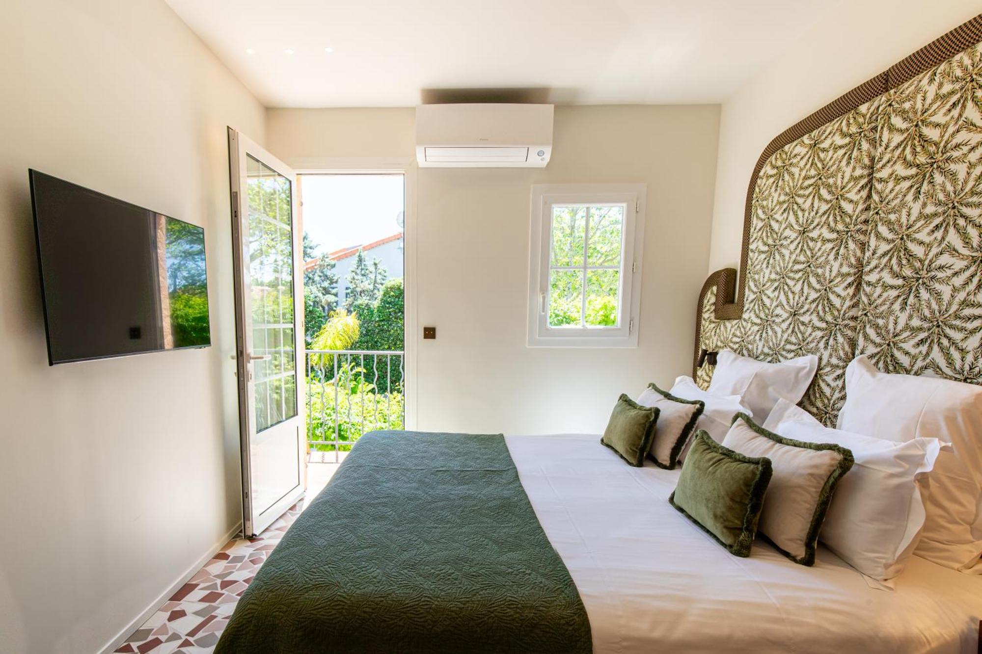 Superior King Room