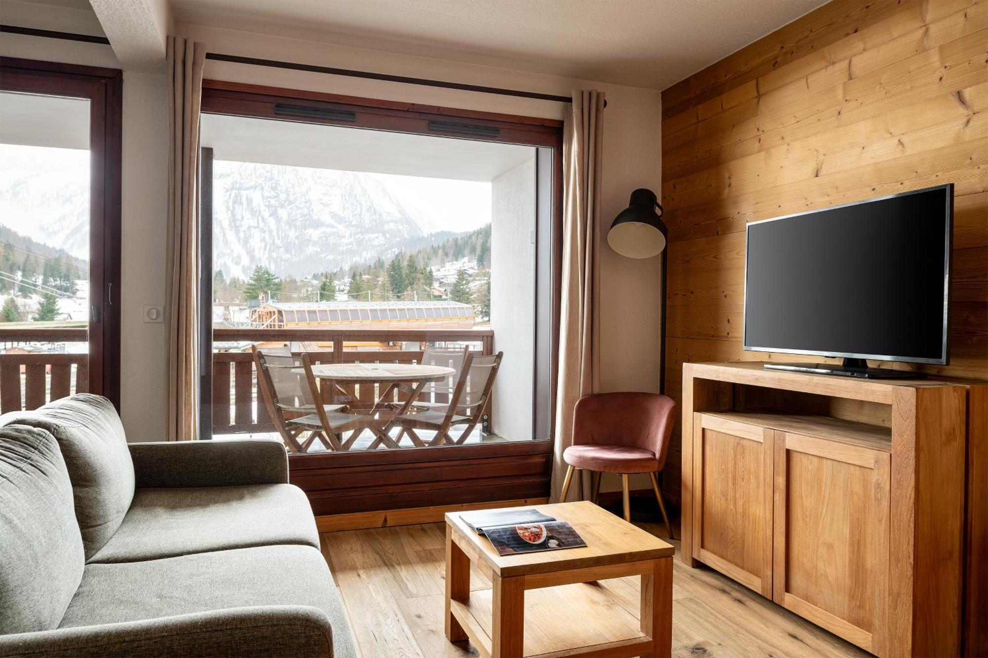 1 Bedroom Apartment max