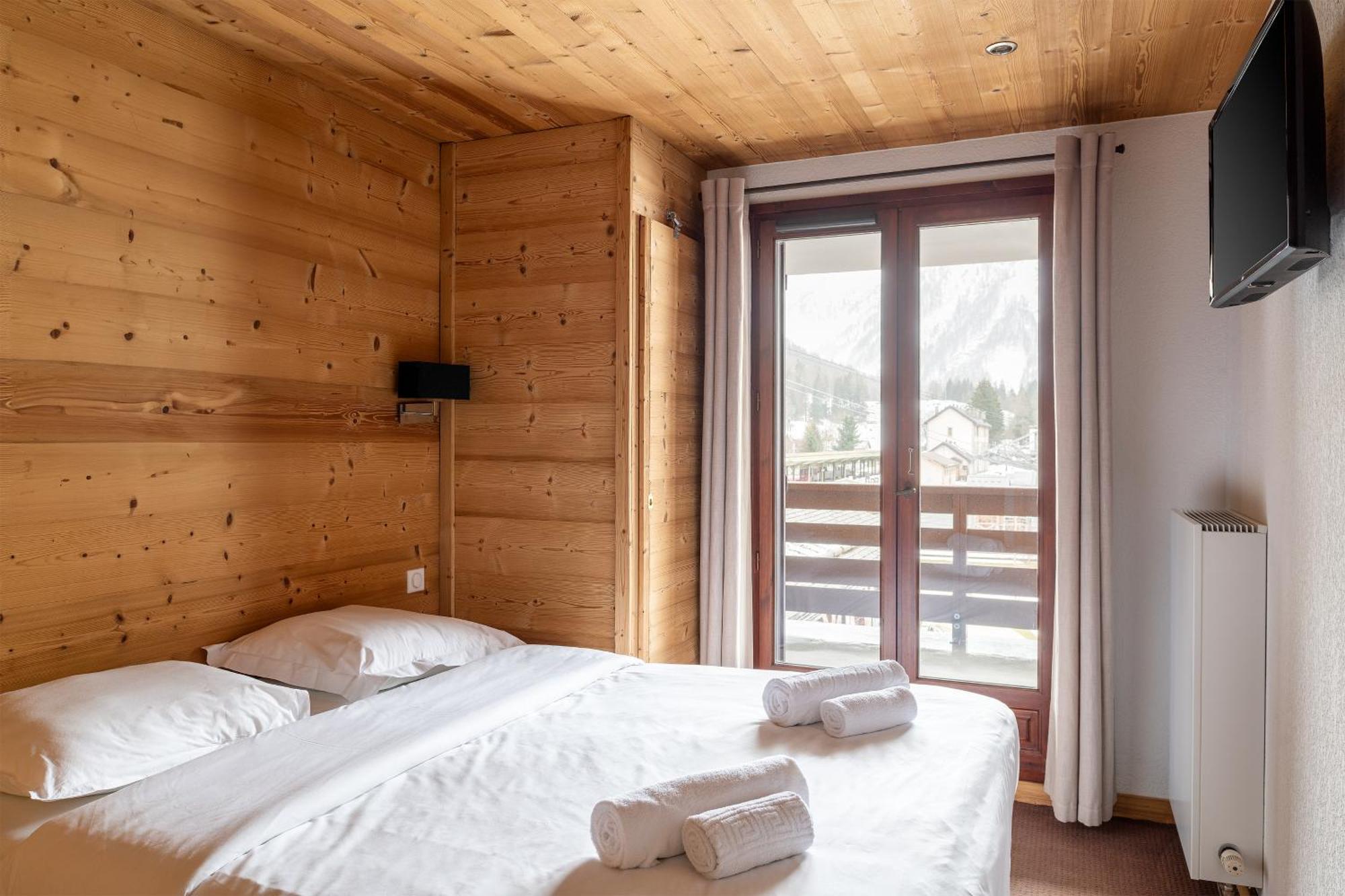 1 Bedroom Apartment max