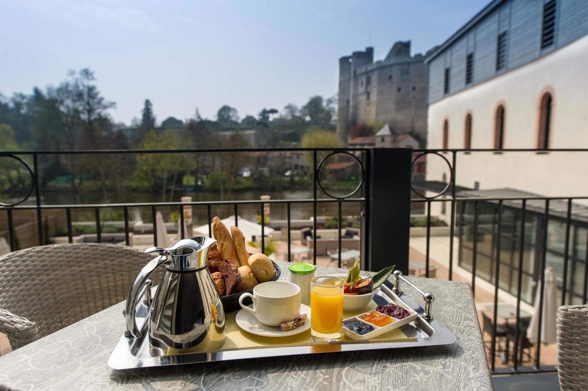 Prestige King Room Terrace Castle View Non-Smoking