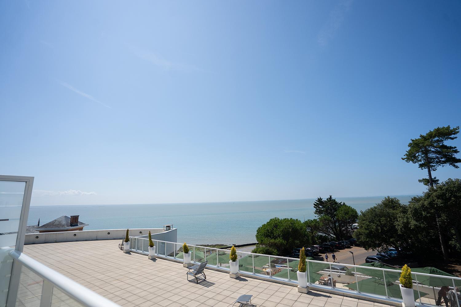 Double or Twin Room Garden View