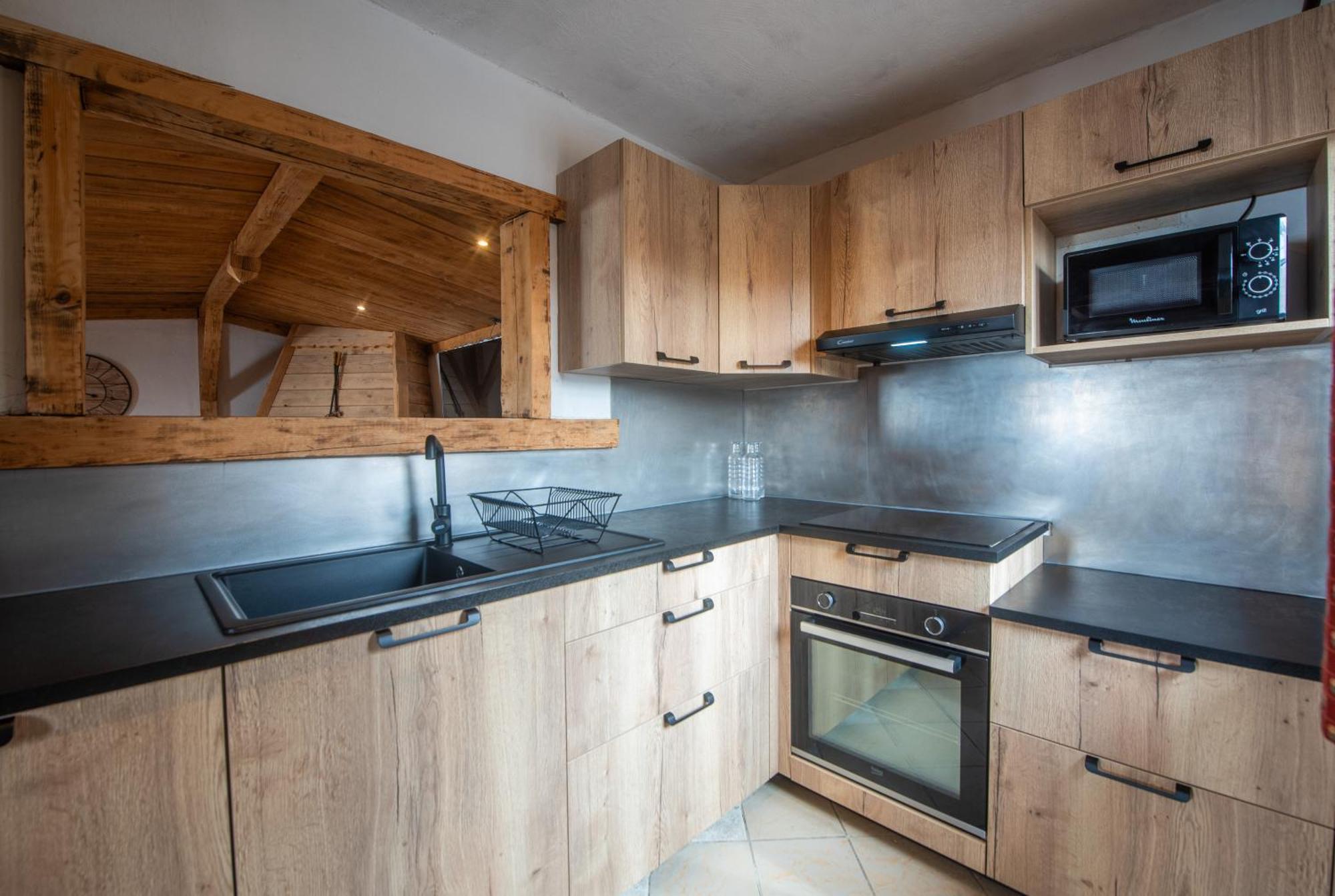 Four Bedroom Apartment 9